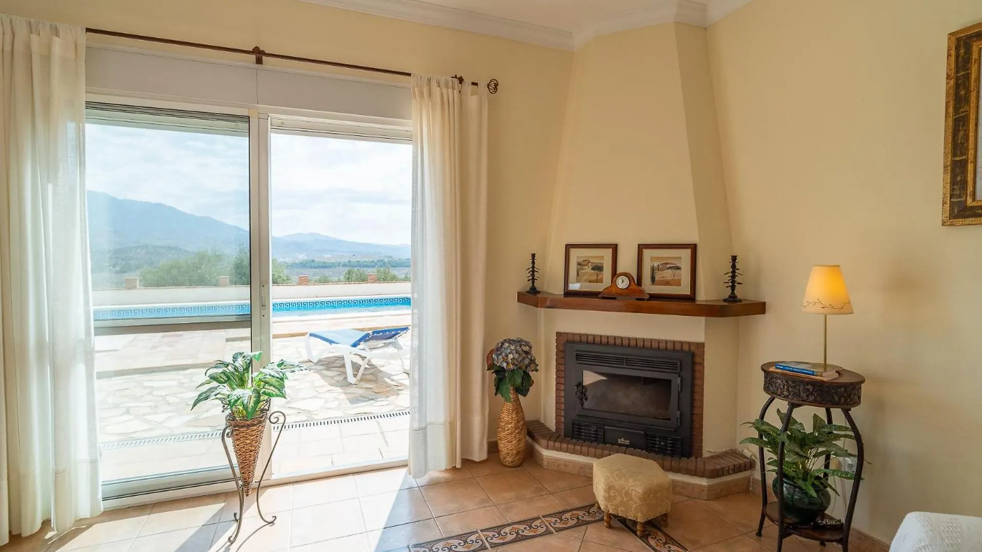 Villa Chispas Superb Views Heated Pool Los Romanes
